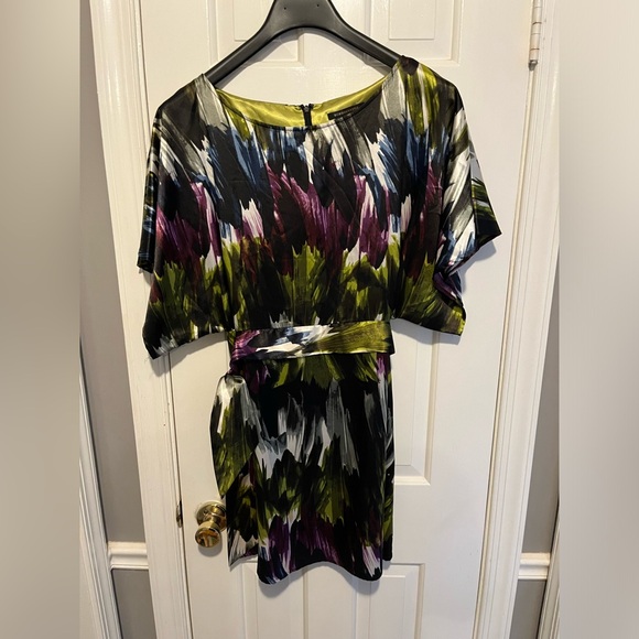 BCBGMaxAzria Kimono Sleeve Dress Abstract Ties Medium - Picture 1 of 5